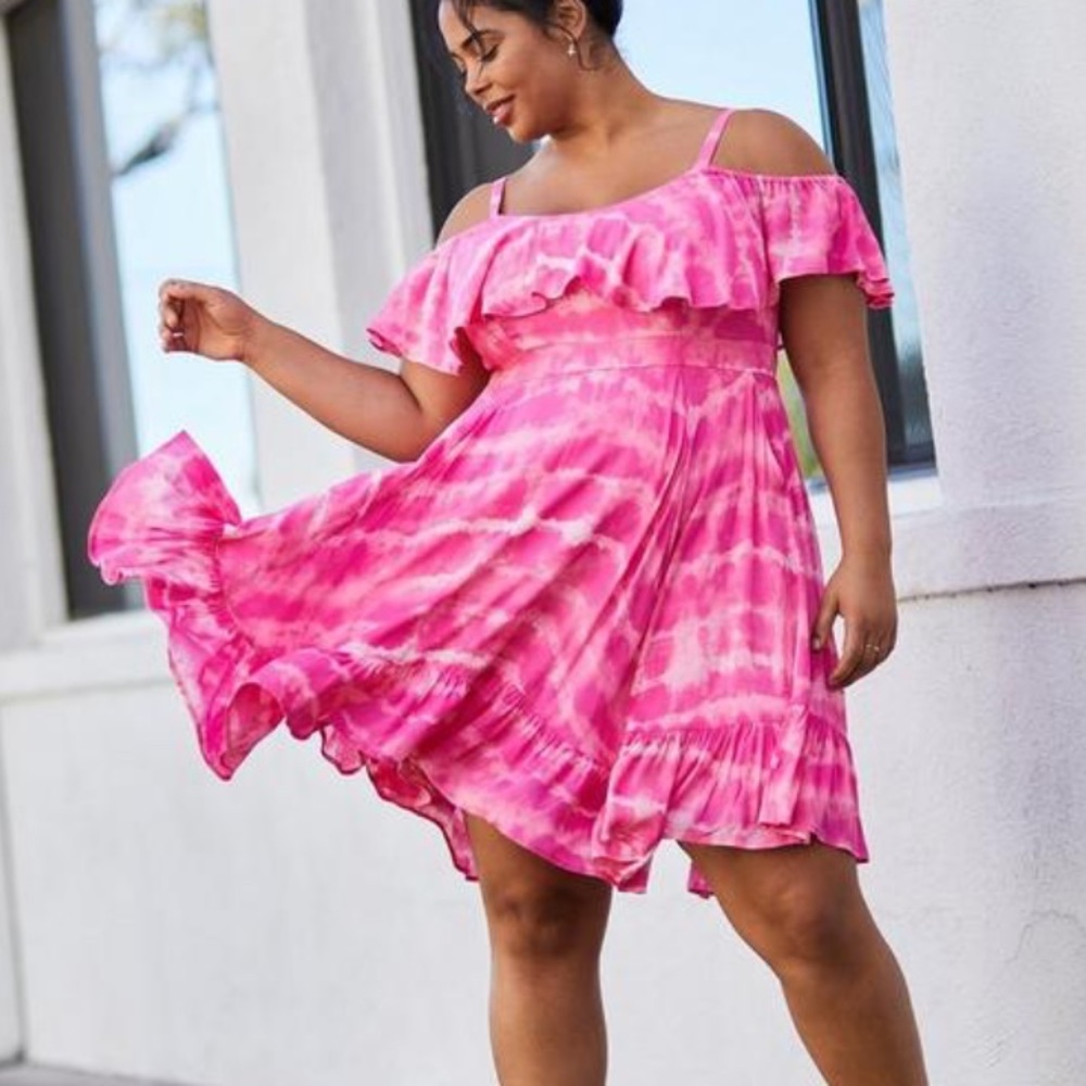 Torrid size 1 Mini Gauze Cold Shoulder Skater Dress